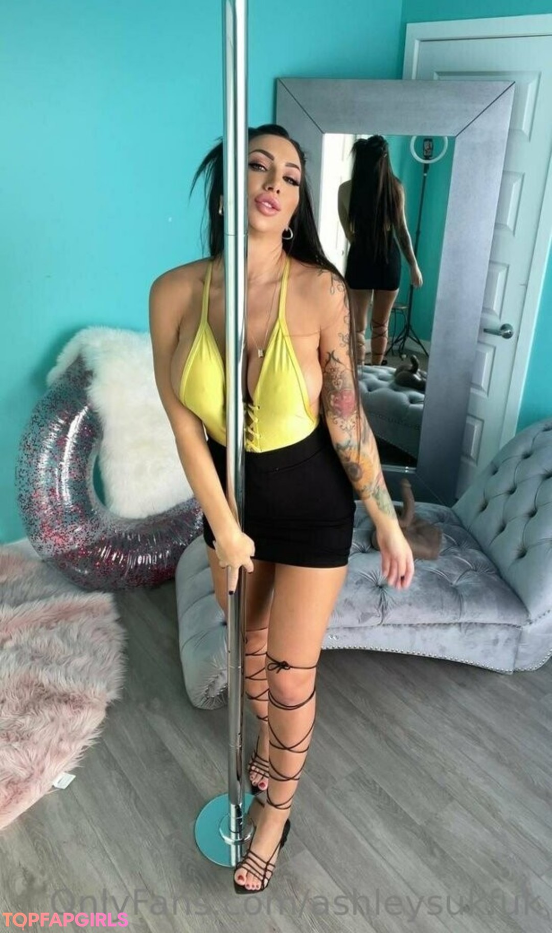 Photo nue de fuite OnlyFans de Ashley Suk Fuk #1072