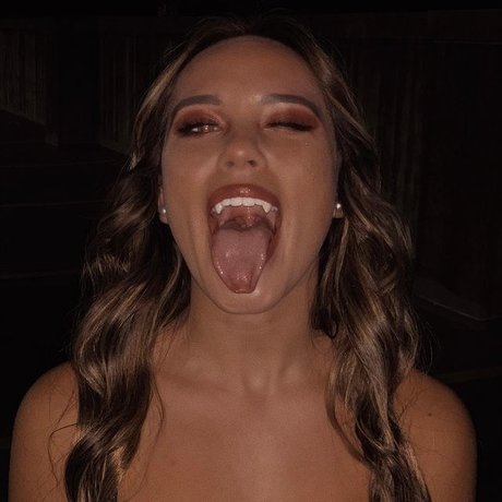 Photo nue de fuite OnlyFans de Alexia Steade