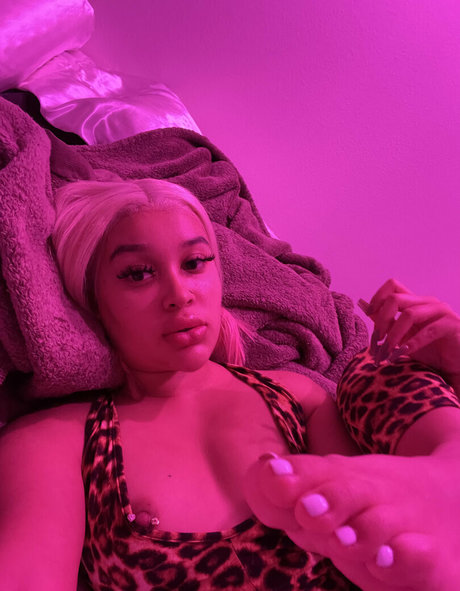 Photo nue de fuite OnlyFans de Belizeanprincesss