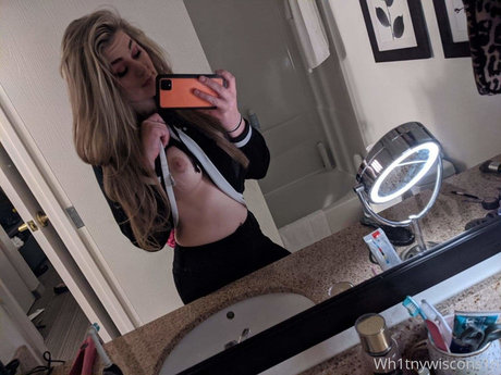 Photo nue de fuite OnlyFans de Whitney Wisconsin