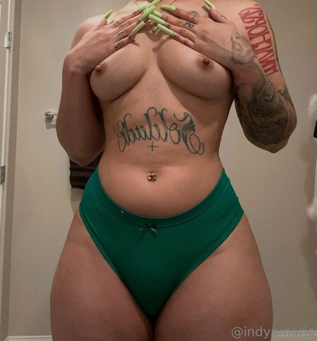 Photo nue de fuite OnlyFans de Indyamarie