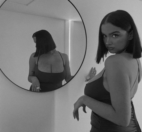 Photo nue de fuite OnlyFans de Lucile