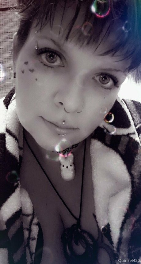 Photo nue de fuite OnlyFans de Quinzel420