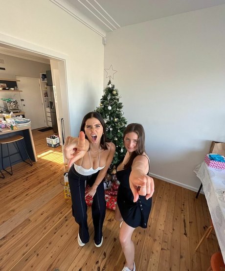 Photo nue de fuite OnlyFans de Emilia Dettorre