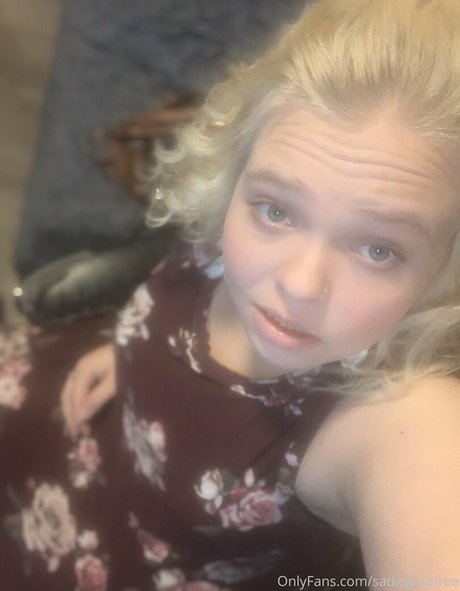 Photo nue de fuite OnlyFans de Sadiegoldfree