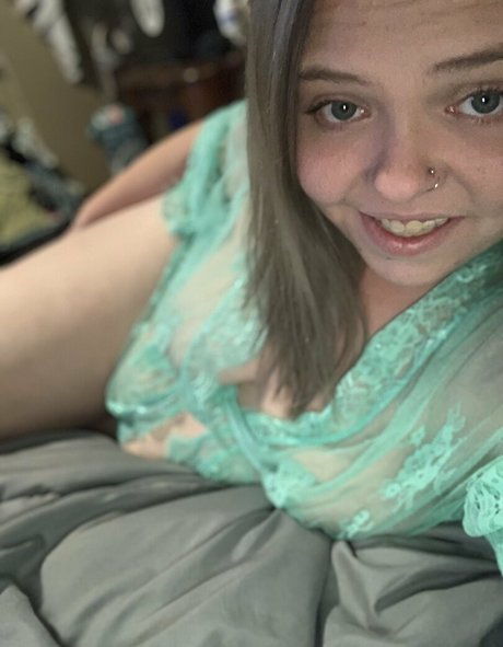Photo nue de fuite OnlyFans de Sadiegoldfree
