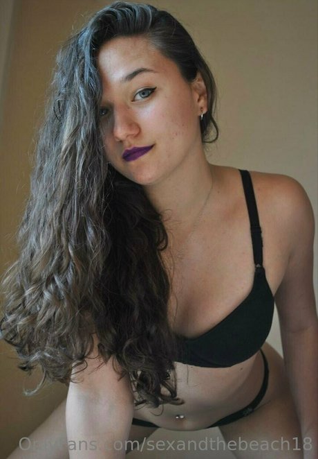 Photo nue de fuite OnlyFans de Sexandthebeach18