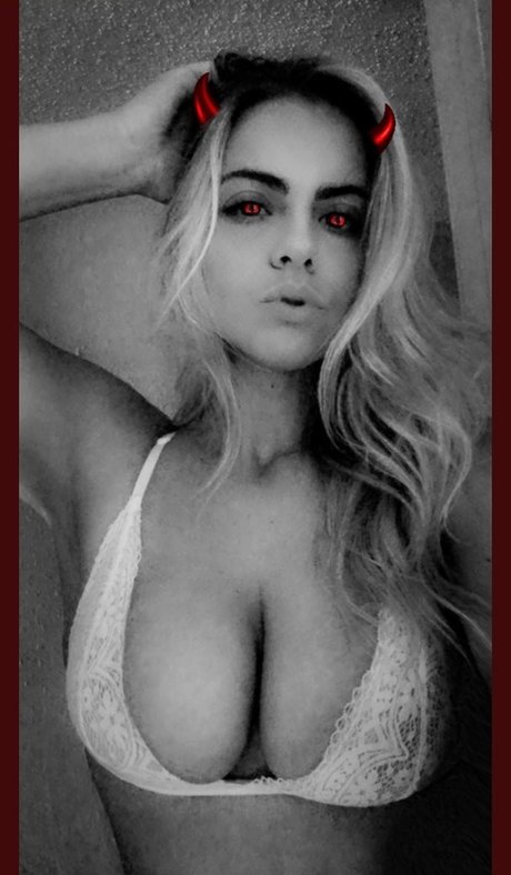 Photo nue de fuite OnlyFans de Pinkcbj