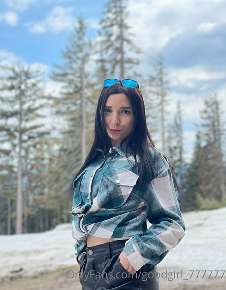 Photo nue de fuite OnlyFans de Angelinacrystal