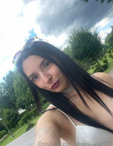 Angelinacrystal