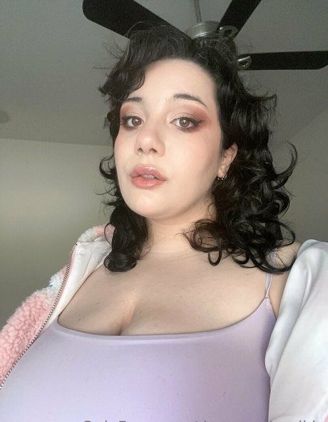 Photo nue de fuite OnlyFans de Demonlewds