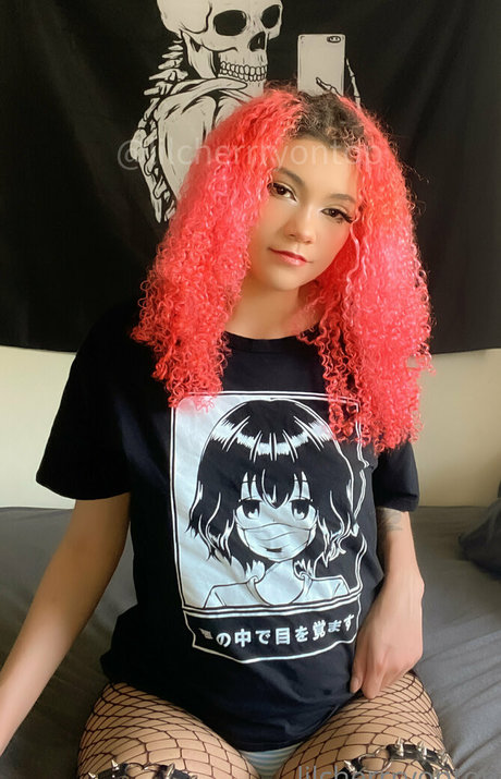 Photo nue de fuite OnlyFans de Lilcherrryontopfree