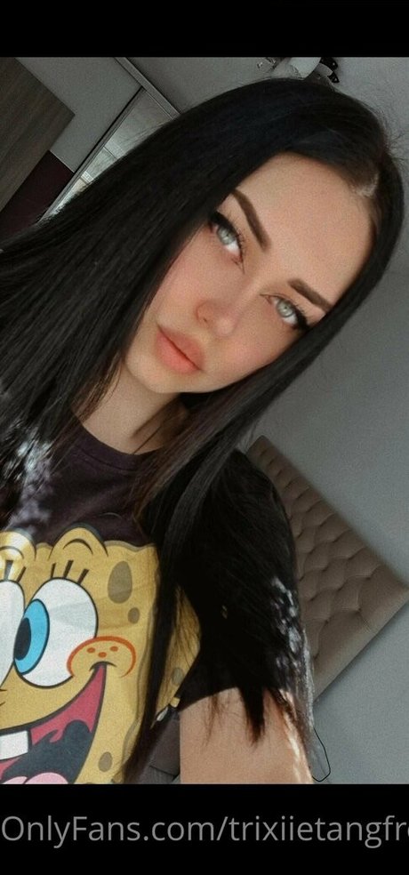 Photo nue de fuite OnlyFans de Trixiietangfree