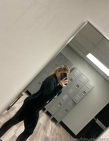 Photo nue de fuite OnlyFans de Bbygirldess