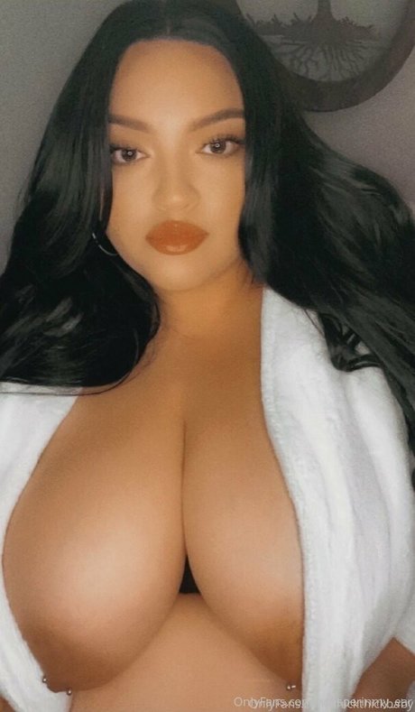 Photo nue de fuite OnlyFans de Whisperinmyear