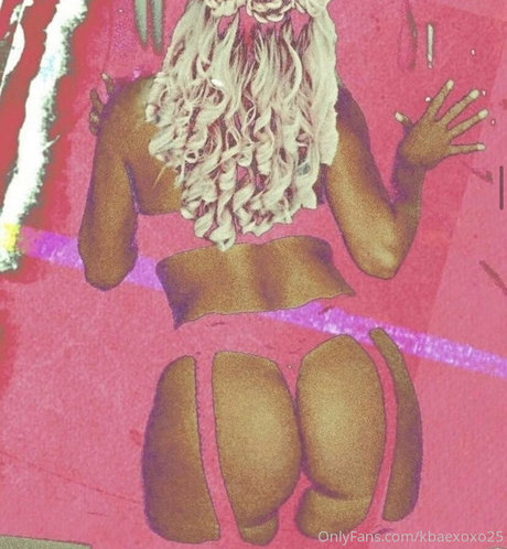 Photo nue de fuite OnlyFans de Xxkinkykandixx