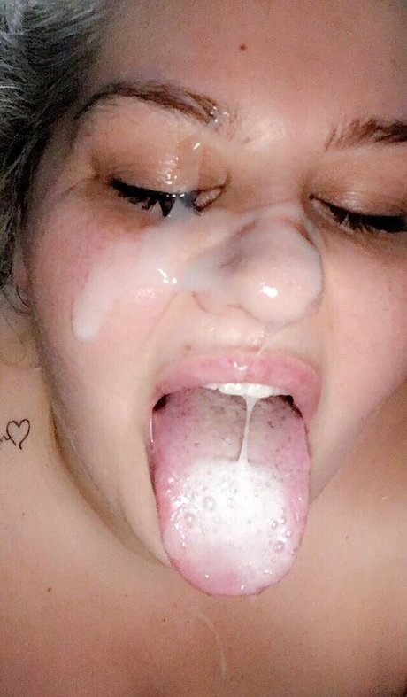 Photo nue de fuite OnlyFans de Bustybroganxxx