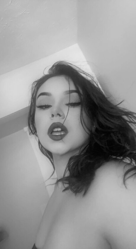 Photo nue de fuite OnlyFans de Honeydrip