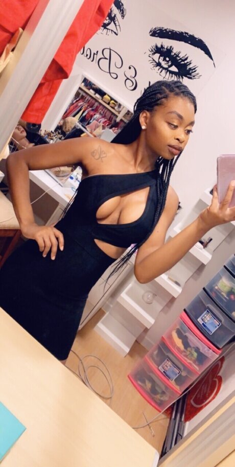 Photo nue de fuite OnlyFans de Tittsmcgee
