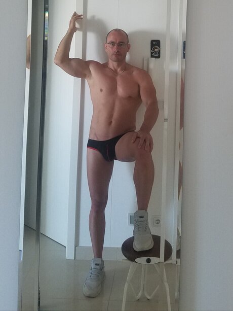 Photo nue de fuite OnlyFans de Carniwh0re