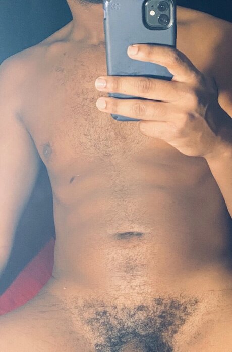 Photo nue de fuite OnlyFans de Villaind