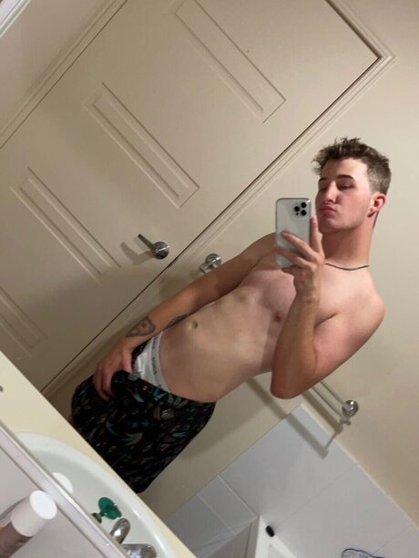 Photo nue de fuite OnlyFans de Caspar Chambers