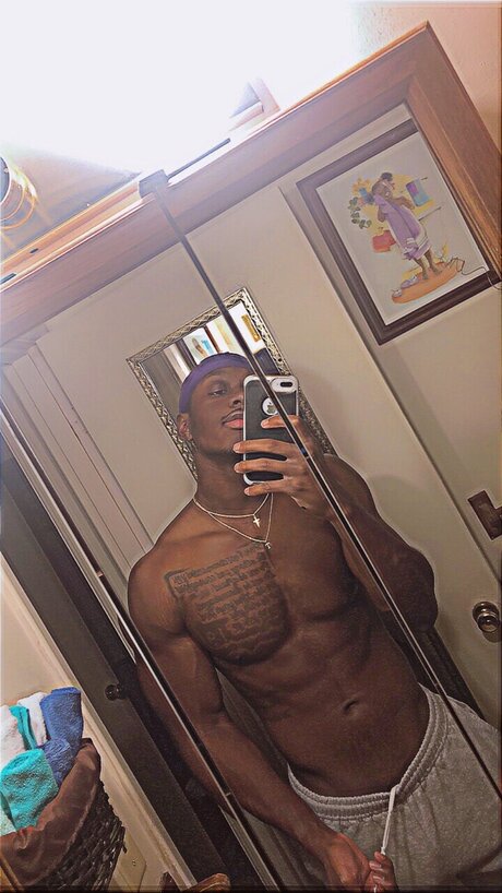 Photo nue de fuite OnlyFans de Josh 