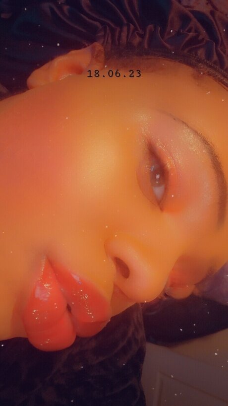 Photo nue de fuite OnlyFans de Violet Storm