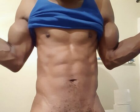 Photo nue de fuite OnlyFans de Ricric1128