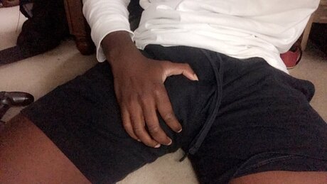 Photo nue de fuite OnlyFans de Salemood
