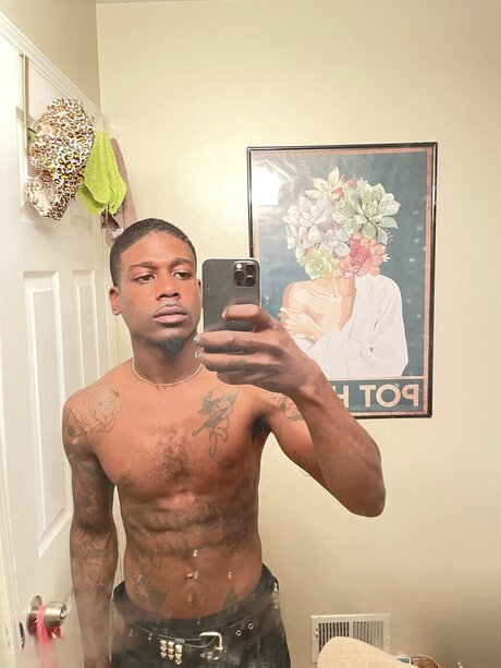 Photo nue de fuite OnlyFans de Thebiggestbilly