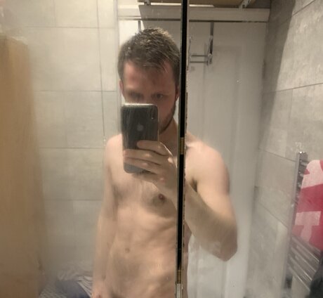 Photo nue de fuite OnlyFans de Justforcum