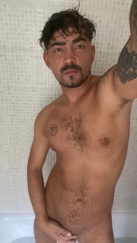 Photo nue de fuite OnlyFans de Danny Royal