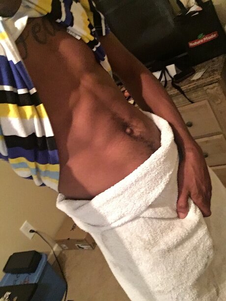 Photo nue de fuite OnlyFans de Mikeypipez