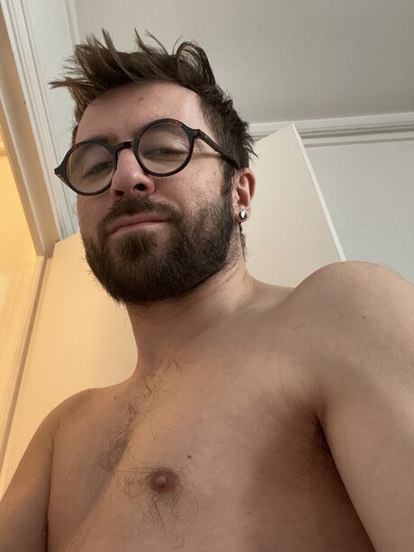 Photo nue de fuite OnlyFans de Beardedotterx