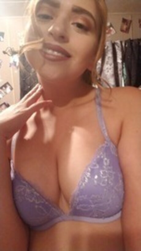 Photo nue de fuite OnlyFans de Ronnilove