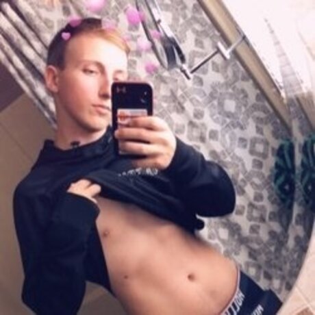 Photo nue de fuite OnlyFans de Messy Twink