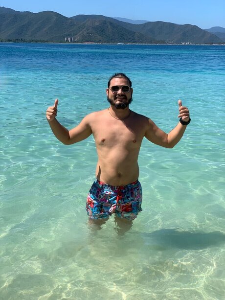 Photo nue de fuite OnlyFans de Eduardo