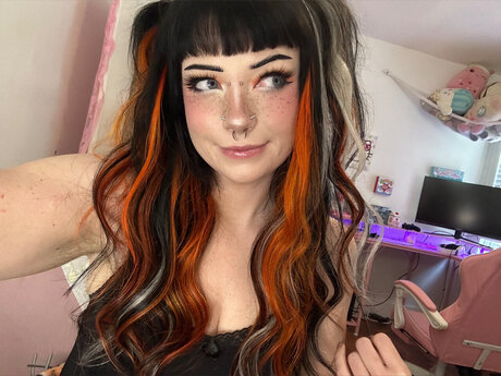Photo nue de fuite OnlyFans de Lucy