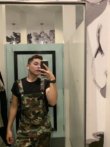 Photo nue de fuite OnlyFans de Nathan