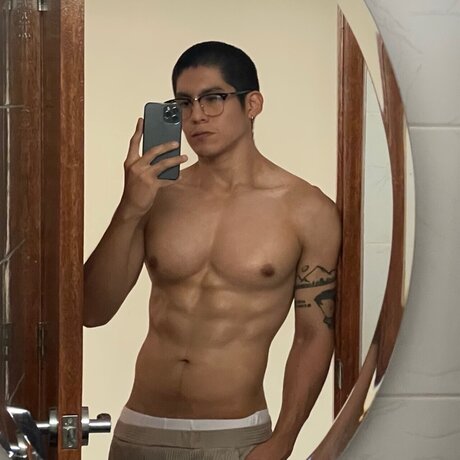 Photo nue de fuite OnlyFans de Cesar