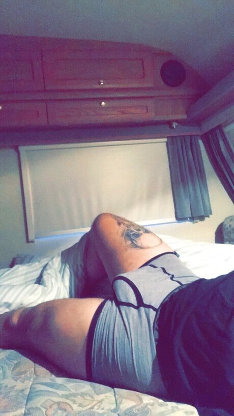 Photo nue de fuite OnlyFans de Averagejo