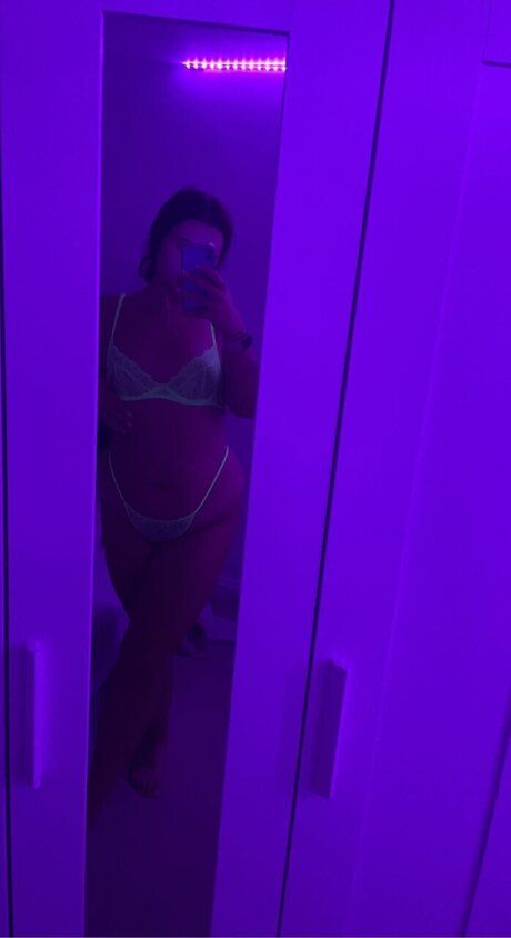 Photo nue de fuite OnlyFans de Emily Rich
