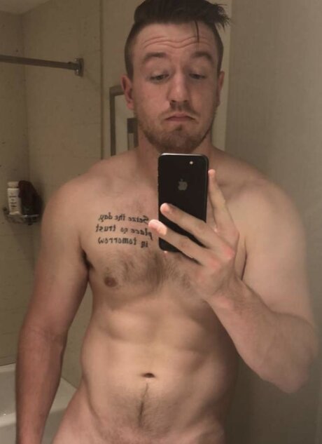 Photo nue de fuite OnlyFans de Harold Truist