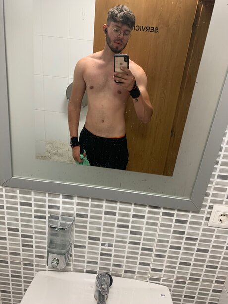 Photo nue de fuite OnlyFans de Loreentx
