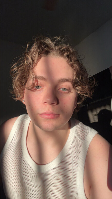 Photo nue de fuite OnlyFans de Milliom