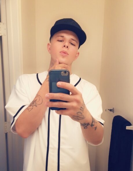 Photo nue de fuite OnlyFans de Nuskool