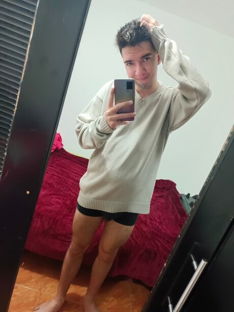 Photo nue de fuite OnlyFans de Josue Hernandez