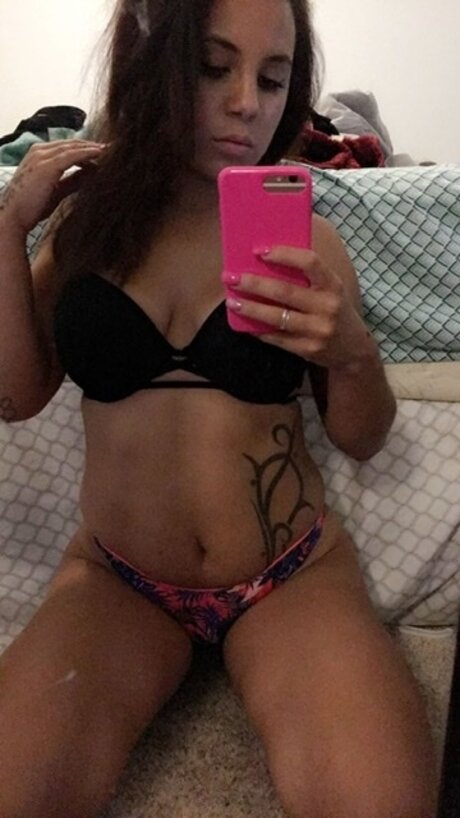 Photo nue de fuite OnlyFans de Jennicakezzz25