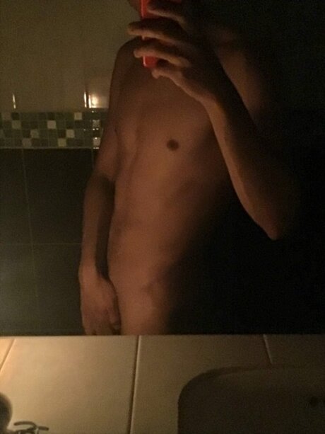 Photo nue de fuite OnlyFans de Rainbow